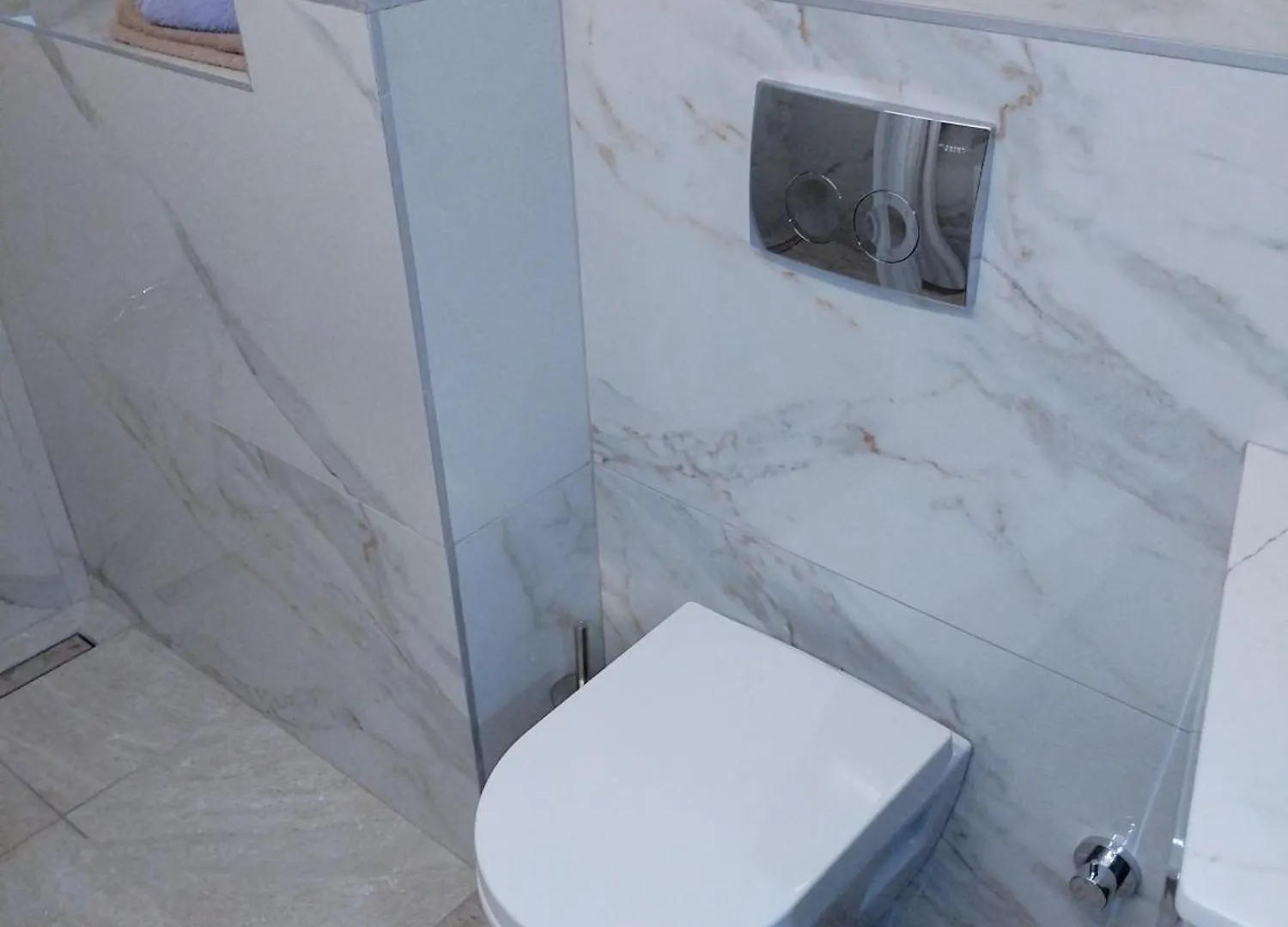 Sleeps 11 - Sea View - Balcony - Parking Apartment Thessaloniki Greece