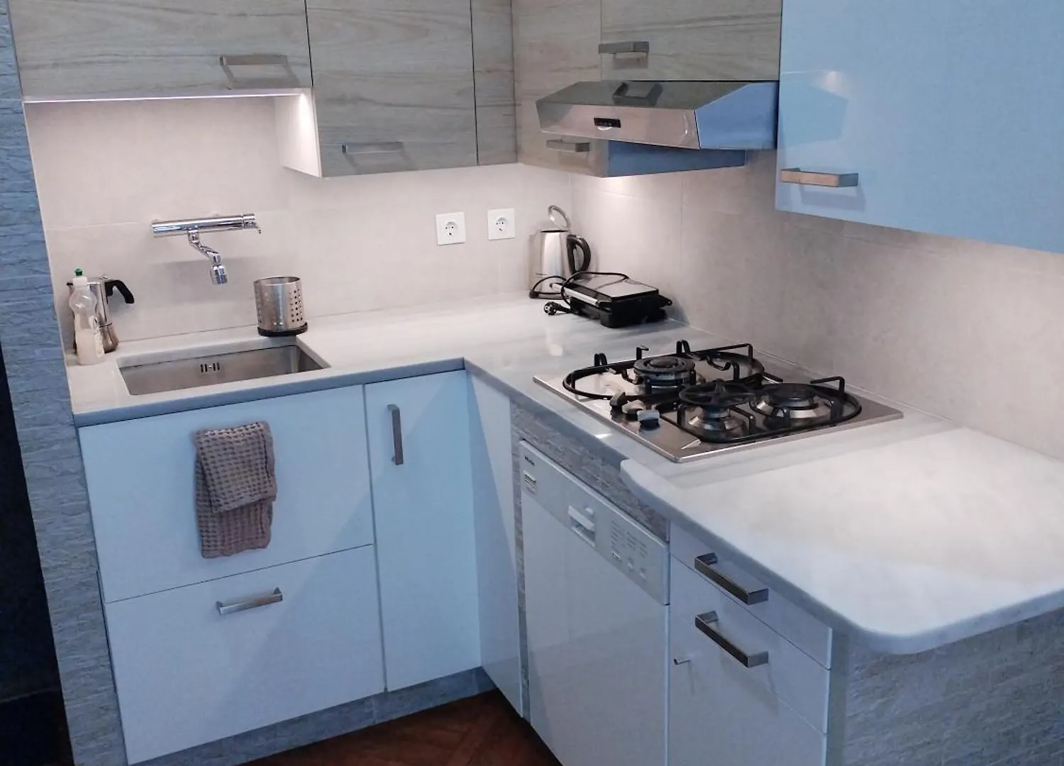 Sleeps 11 - Sea View - Balcony - Parking Apartment Thessaloniki Greece